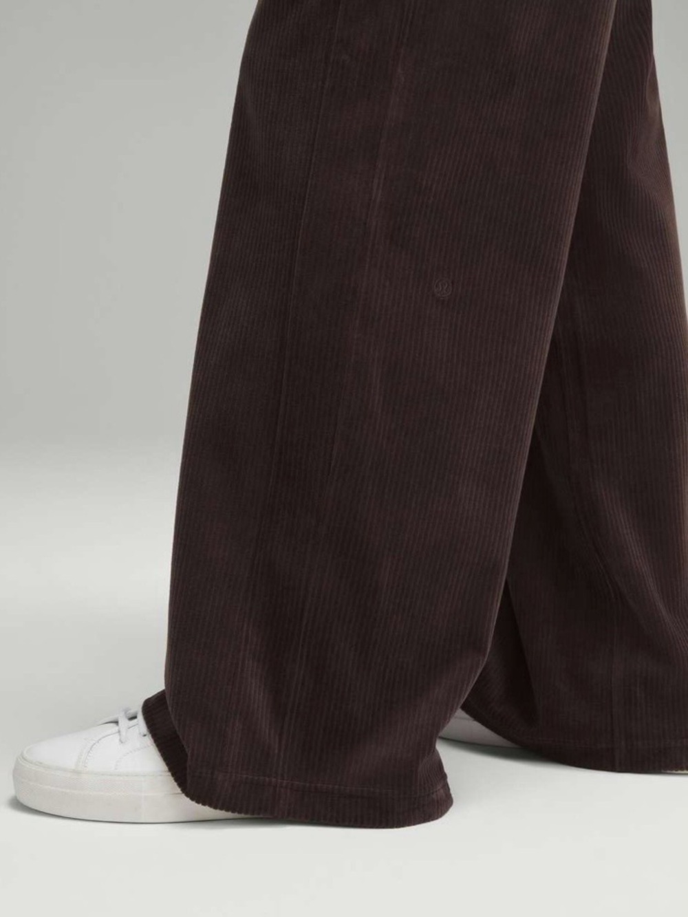 Lululemon Scuba Mid-Rise Wide-Leg Pant Velvet Cord Espresso NWT Size 14 Athletic - Picture 10 of 14